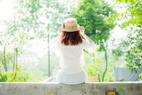 关于描写向日葵的唯美句子形容向日葵的经典唯美句子